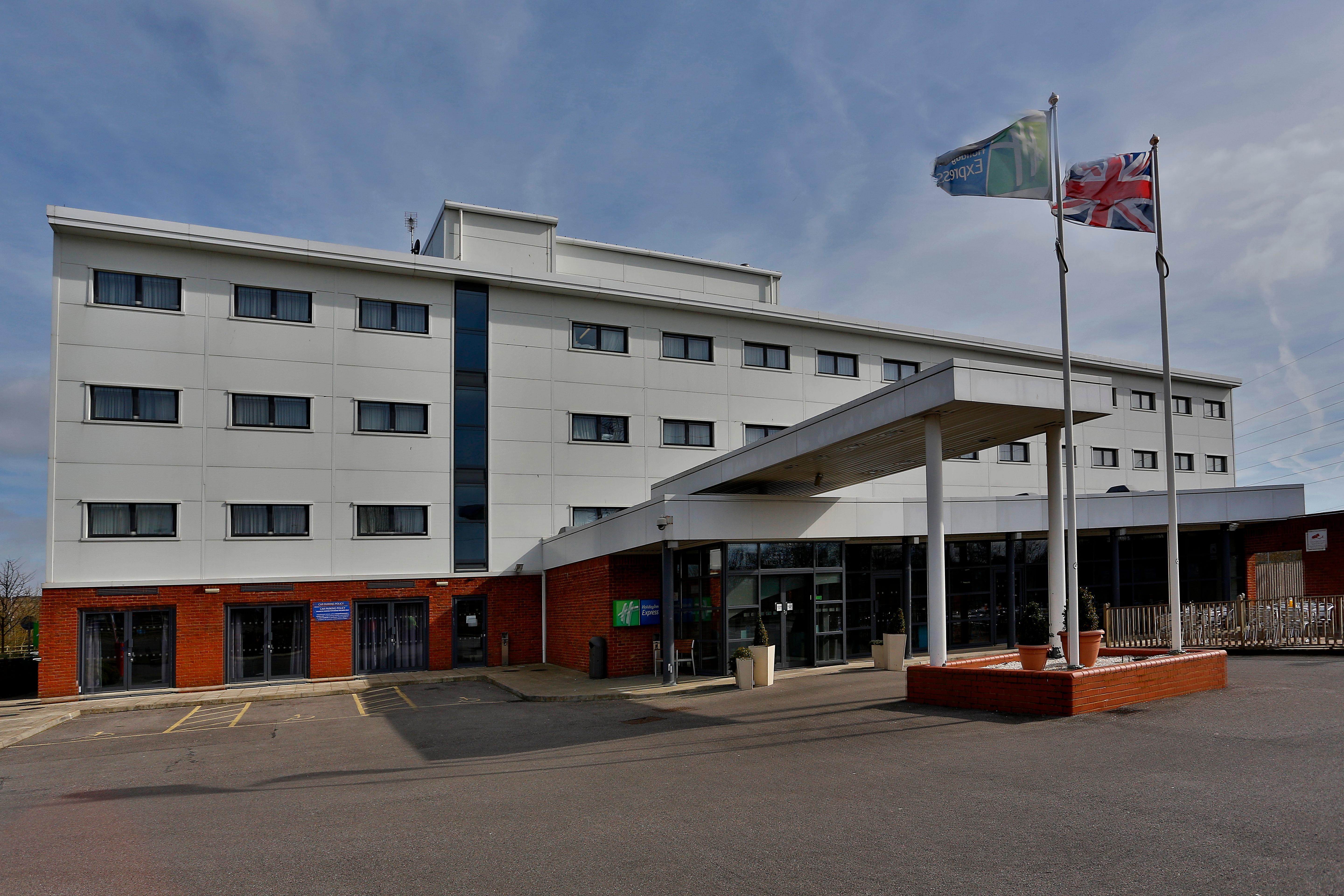 Holiday Inn Express Folkestone Channel Tunnel, An Ihg Hotel Bagian luar foto