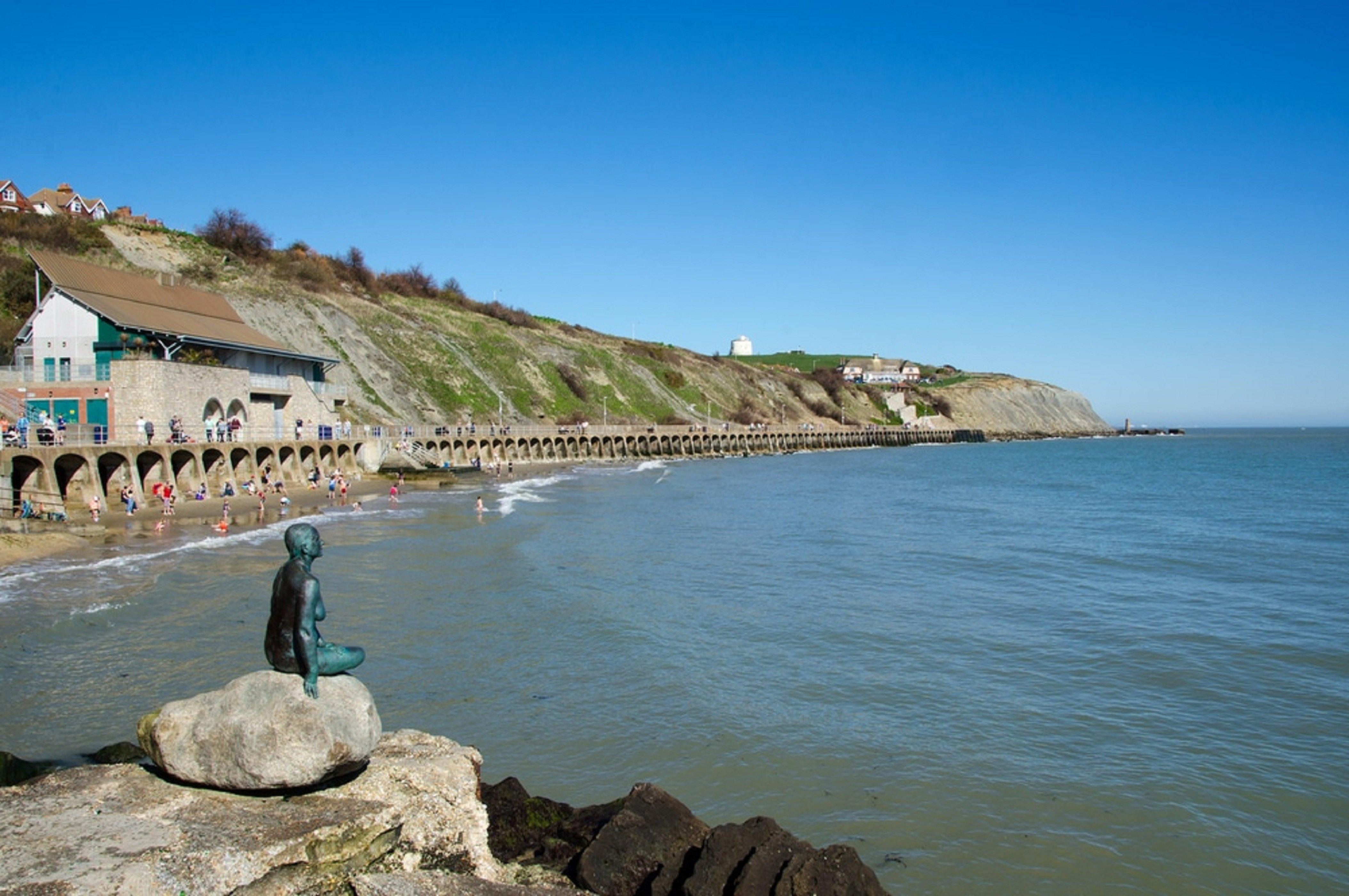 Holiday Inn Express Folkestone Channel Tunnel, An Ihg Hotel Bagian luar foto